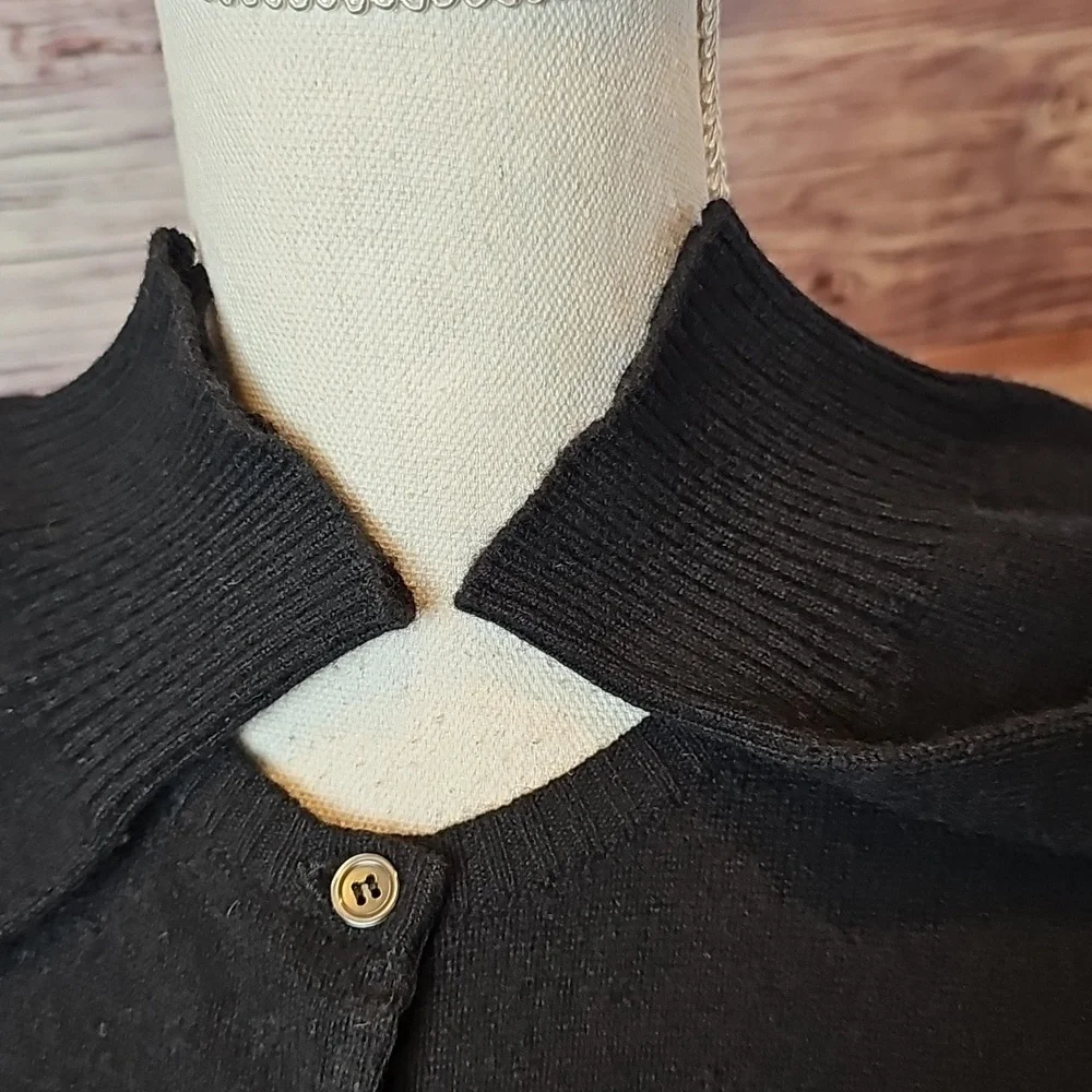 J. CREW 100% 2-PLY CASHMERE BLACK LONG SLEEVE BUTTON-UP CARDIGAN *WITH FLAW* - Picture 10 of 16